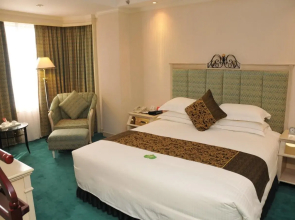 Zhuhai Holiday Resort Hotel - Light Inn