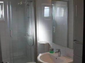 Apartment Frzop