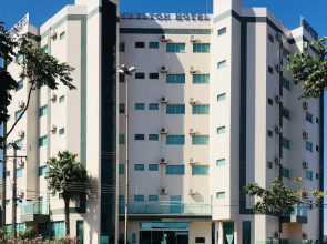 Shelton Palace Hotel