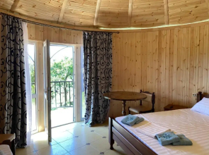 Dom U Morya Guest House