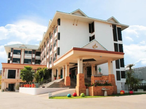 Ayara Grand Palace Hotel