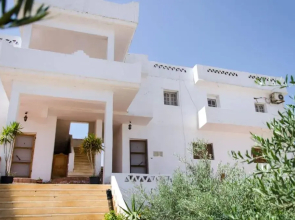 New Yalla Hotel