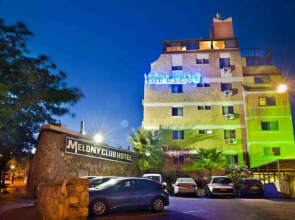 Melony Hotel