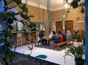 Bua Guest House