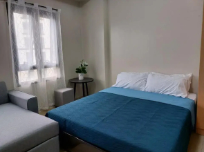 NAIA Terminal, Newport, Pasay, 5-star Condo