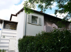 Apartment and Rooms Vilma