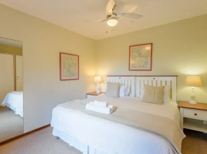 San Lameer Villa Rentals 3206