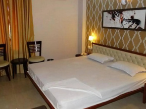 Hotel Santi