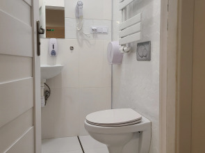 Lorf Hostel&Apartments