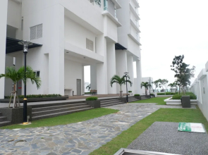 FlexiAsia City Garden. Pinnacle Tower