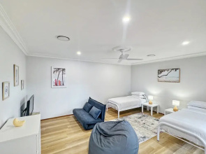 4-bed Beach House With Garden & Alfresco Dining