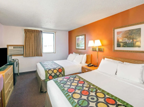 Super 8 by Wyndham Aberdeen West
