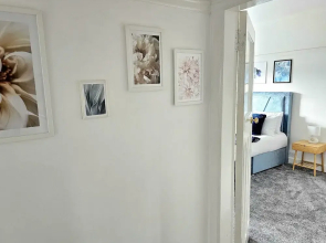 Charming 3-Bed Oasis-free parking