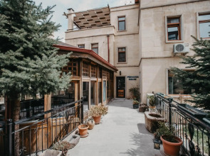 Royal Stone Houses - Goreme