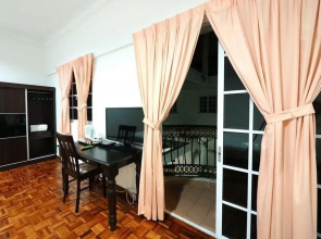 Hanson Holiday Bungalow