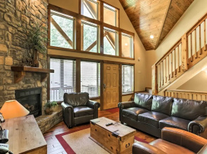Branson Home w/ Game Room, Near Silver Dollar City