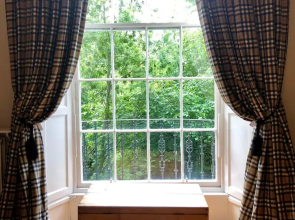 4 Bedroom Georgian Flat In New Town