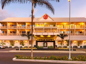 Sheraton Samoa Aggie Grey's Hotel & Bungalows