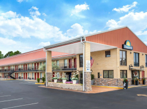 Days Inn by Wyndham Lake City