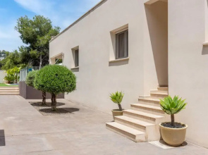 Villa Kobe - Plusholidays