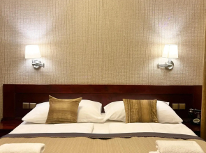 U Stare Pani - At the Old Lady Hotel