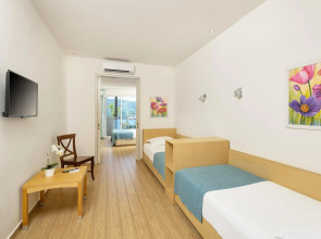 Akrotiri Beach Resort Hotel - Adults friendly