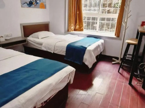Junyuelai Hostel