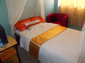 Hotel Rowcena