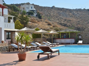 Paradisia Suites