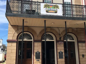 Historic Kahn Hotel