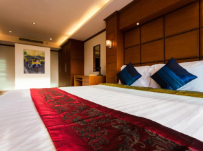 Tara Court Hotel