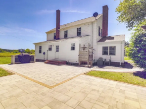 Updated Cape Charles Home ~ 2 Mi to Beachfront!
