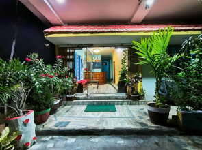 OYO 82790 M K Mayur Guest House