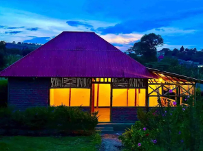 Lights of Kazinga Homestay