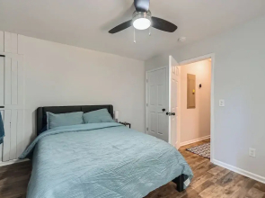 Lakewood Heights Comfort & Cozy