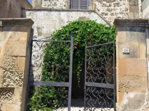 Antica Dimora Guesthouse, casa storica, Ortelle