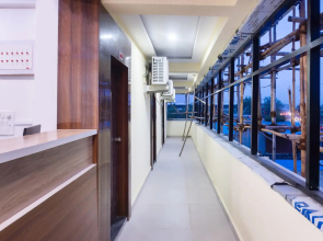 OYO 40158 Silver Key Rahul Executive