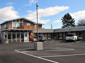 Budget Host Inn Iron Mountain