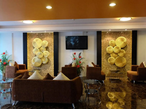 Phuket Seaview Resotel