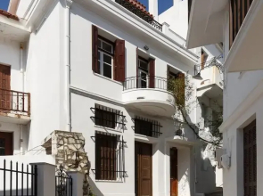 Esperos Apartment in Sporades