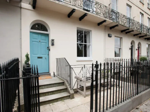 21 Montpellier Terrace