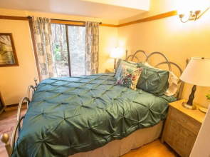 Hale Mauna Loa Lower 3 Bedroom Apts