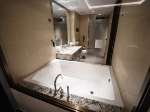 Ramee Dream Hotel Downtown