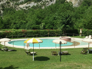 Apartment in Marche With Pool Access