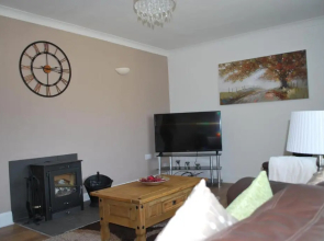 Mornant Cottage