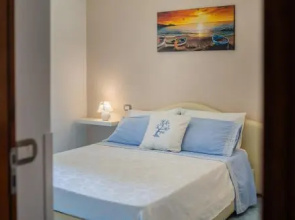 Aquamarine Apartment