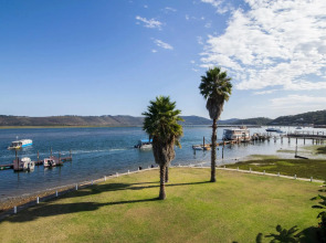 Laguna Grove Holiday Rentals Apartment