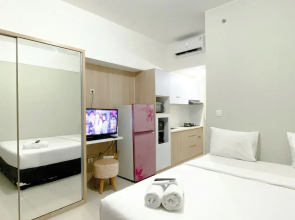 Good Choice And Comfy Studio Springlake Summarecon Bekasi Apartment