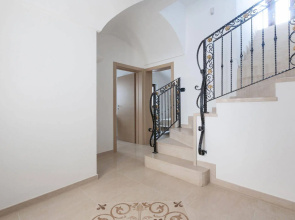 Villa Aura
