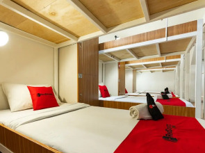 Garden Hostel Dago by RedDoorz
